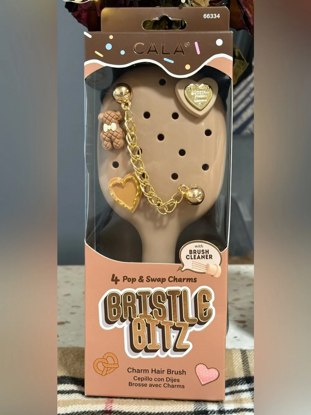 Cala 🆕 bristle